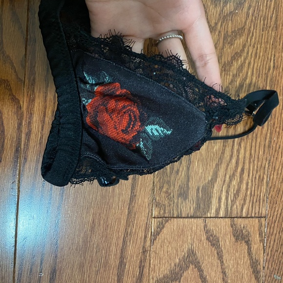Urban Outfitters Black Bra with Red Floral Design - Picture 3 of 8